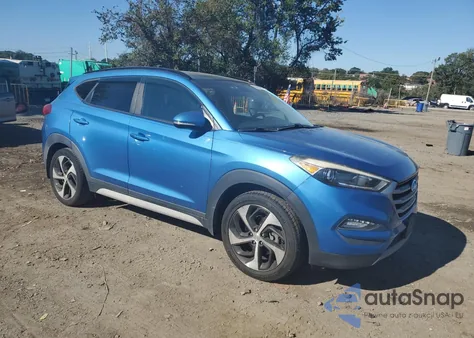 2017 Hyundai Tucson Limited z USA, uszkodzony, nr VIN KM8J3CA23HU554310